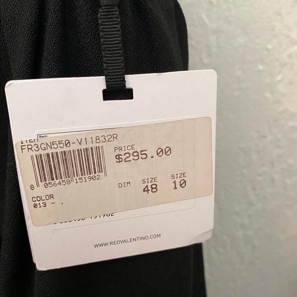 Valentino red skirt new with tag size 10 - Picture 4 of 6